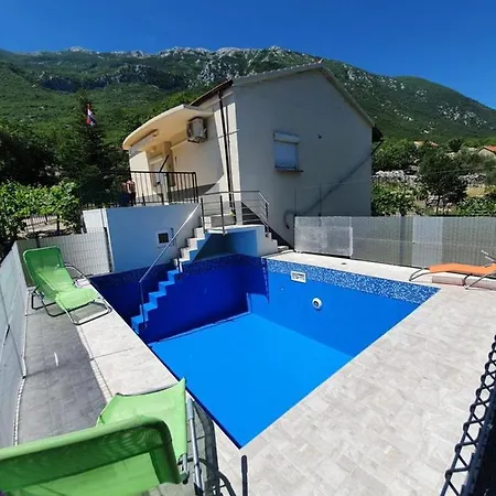 Holiday home Malena Zagvozd